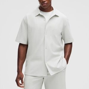 Lululemon stripe vapor Sleeve Shirt